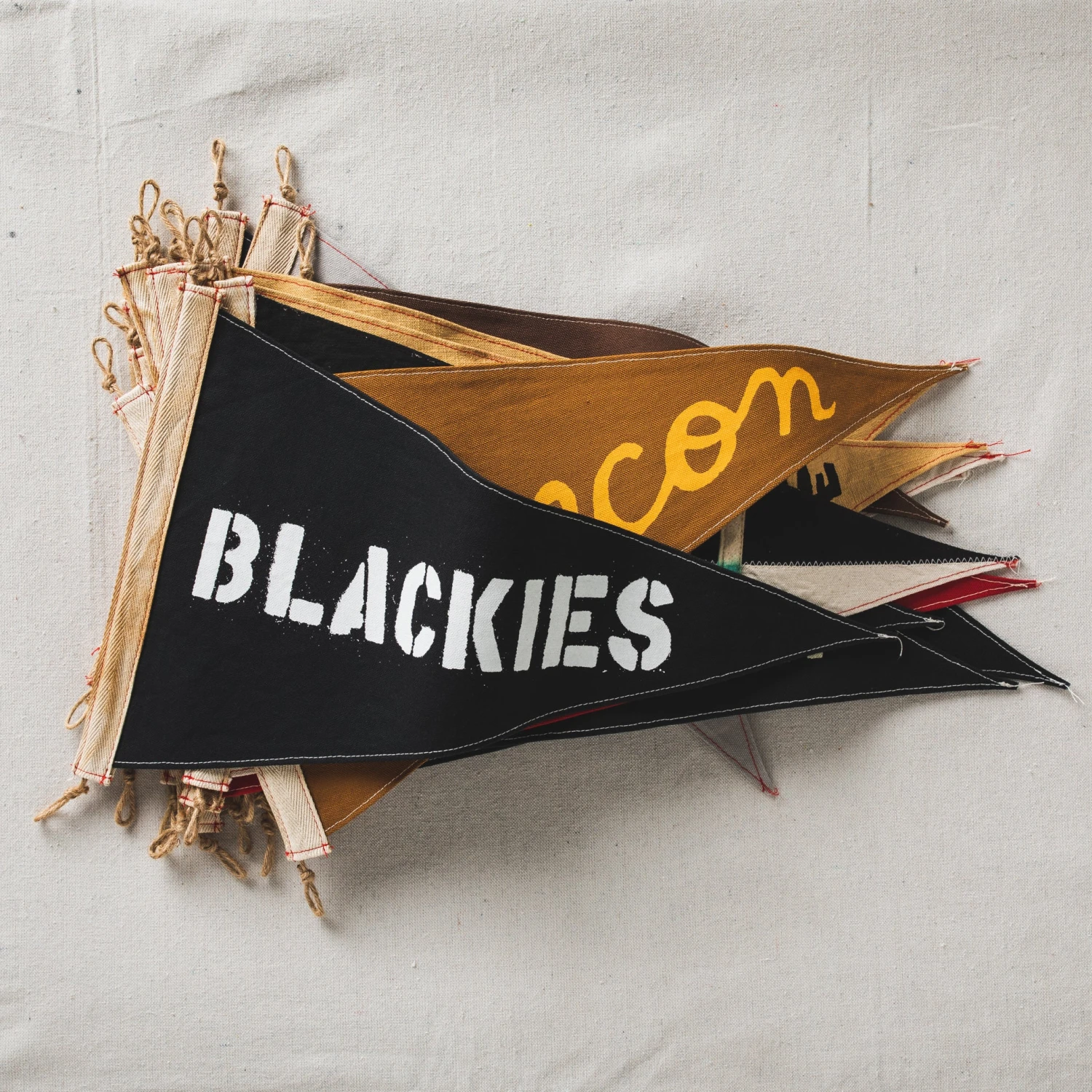 Slightly Choppy <br> Blackies Flag 4 Slightly Choppy <br> Blackies Flag - Image 2