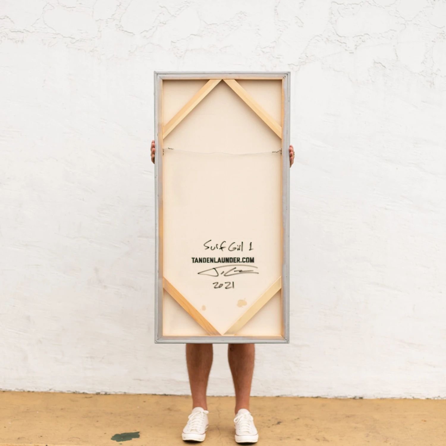 Surf Girl 1 | Tanden Launder 4 Surf Girl 1 | Tanden Launder - Image 3